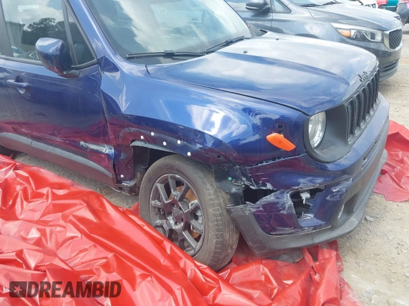 2020 Jeep Renegade Latitude with VIN ZACNJABB5LPL87163, listed as a IAAI auction lot 40948221 with 118,125 mi miles and . Bid and sale history available at DreamBid. Image 6.
