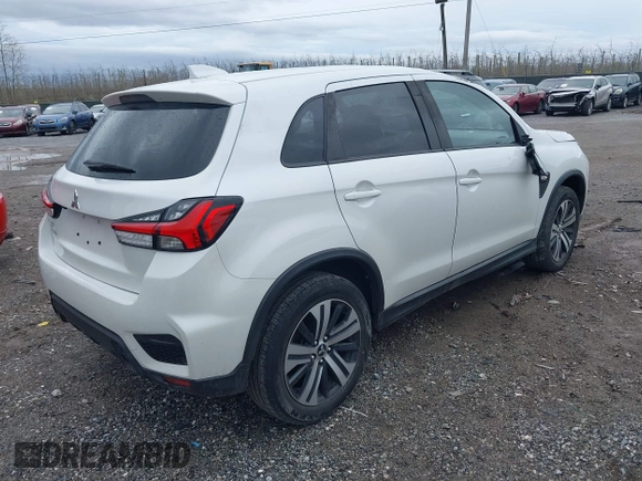 2020 Mitsubishi Outlander Sport ES 2.0 with VIN JA4AP3AU6LU012910, listed as a IAAI auction lot 41962005 with 39,322 mi miles. Bid and sale history available at carsss.com. Image 4.