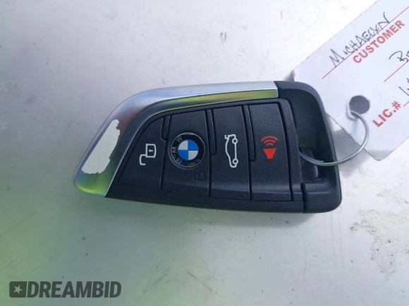 2024 BMW i4 eDrive35 z VIN WBY43AW02RFS79370, wystawiony jako IAAI lot #41887964 z przebiegiem 11 910 mil mil oraz . Historia ofert i sprzedaży dostępna na DreamBid. Obrazek 11.