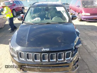 2018 Jeep Compass Altitude с VIN 3C4NJCBB0JT233741, выставлен на аукционе IAAI как лот 42002593 с пробегом 59 889 миль миль и . История ставок и продаж доступна на DreamBid. Изображение 12.
