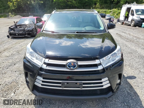 2018 Toyota Highlander Hybrid XLE with VIN 5TDJGRFH1JS038904, listed as a Copart auction lot 58176435 with 38,083 mi miles and Clean title. Bid and sale history available at DreamBid. Image 5.