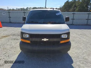 2017 Chevrolet Express Cargo z VIN 1GCWGAFG1H1108729, wystawiony jako Copart lot #81936294 z przebiegiem 156 609 mil mil oraz Czysty tytuł • Clean title. Historia ofert i sprzedaży dostępna na DreamBid. Obrazek 5.