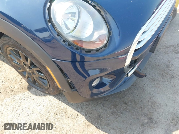 2015 MINI Hardtop 4 Door with VIN WMWXS5C50FT830060, listed as a IAAI auction lot 42744826 with 99,813 mi miles and . Bid and sale history available at DreamBid. Image 6.
