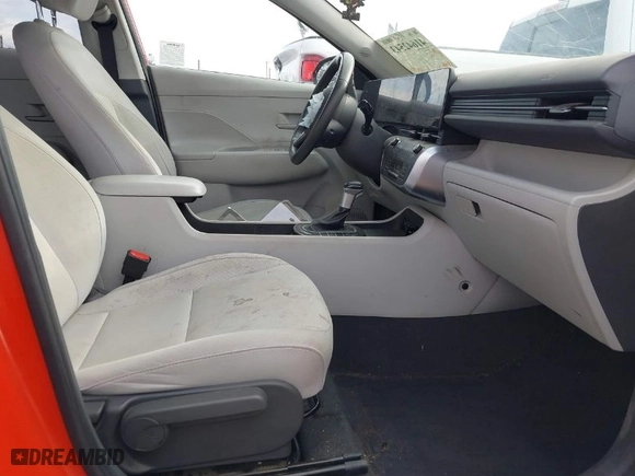 2024 Hyundai Kona SEL with VIN KM8HB3AB3RU102845, listed as a IAAI auction lot 41642543 with 43,951 mi miles. Bid and sale history available at carsss.com. Image 5.