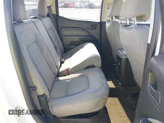 2018 GMC Canyon 2WD with VIN 1GTG5BEN0J1179670, listed as a IAAI auction lot 41329933 with 174,961 mi miles. Bid and sale history available at carsss.com. Image 8.