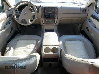 2005 Ford Explorer Eddie Bauer with VIN 1FMZU74EX5UA84429, listed as a Copart auction lot 79400234 with 86,629 mi miles and Clean title. Bid and sale history available at DreamBid. Image 8.