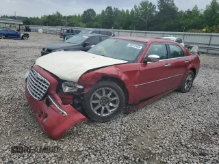 2007 Chrysler 300 C z VIN 2C3KA63H27H658407, wystawiony jako Copart lot #55512565 z przebiegiem 171 543 mil mil oraz Szkoda całkowita • Salvage title. Historia ofert i sprzedaży dostępna na DreamBid. Obrazek 1.