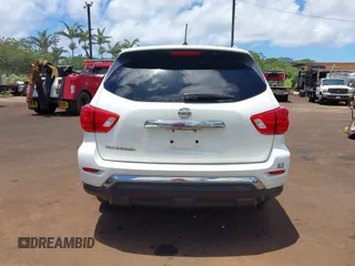 2017 Nissan Pathfinder S with VIN 5N1DR2MN3HC603281, listed as a IAAI auction lot 39728416 with 75,381 mi miles and . Bid and sale history available at DreamBid. Image 16.