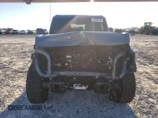 2023 Ford Bronco z VIN 1FMEE5DP0PLB15763, wystawiony jako Copart lot #45592725 z przebiegiem 26 672 mil mil oraz Szkoda całkowita • Salvage title. Historia ofert i sprzedaży dostępna na DreamBid. Obrazek 5.