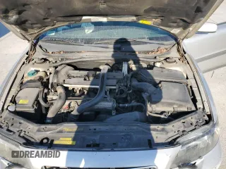 2004 Volvo V70 with VIN YV1SW59V042393201, listed as a Copart auction lot 86710914 with 184,019 mi miles and Salvage Title. Bid and sale history available at carsss.com. Image 11.