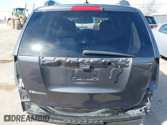2012 Kia Sedona LX with VIN KNDMG4C7XC6475511, listed as a IAAI auction lot 41845131 with 132,023 mi miles. Bid and sale history available at carsss.com. Image 17.