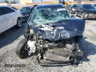 2019 Nissan Kicks S with VIN 3N1CP5CU3KL528984, listed as a Copart auction lot 47697585 with 61,289 mi miles and Salvage Title. Bid and sale history available at carsss.com. Image 5.