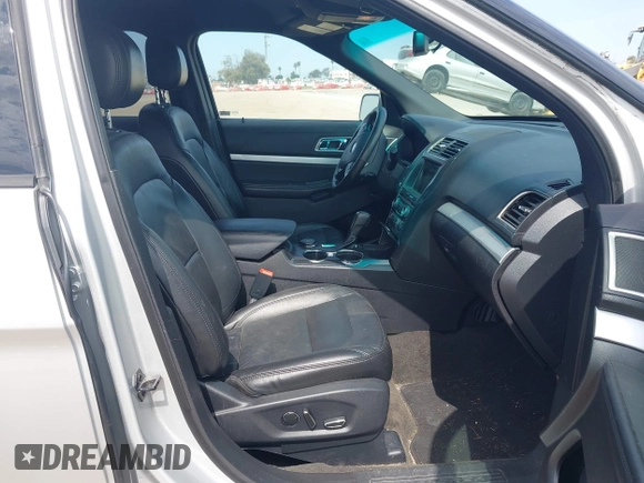 2017 Ford Explorer XLT with VIN 1FM5K8D86HGA12151, listed as a IAAI auction lot 42772972 with 127,346 mi miles and . Bid and sale history available at DreamBid. Image 5.