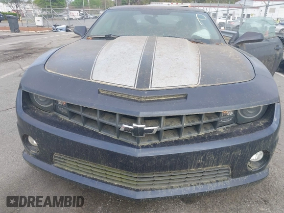 2011 Chevrolet Camaro 1LT z VIN 2G1FF1ED6B9161612, wystawiony jako IAAI lot #41945947 z przebiegiem 135 956 mil mil oraz . Historia ofert i sprzedaży dostępna na DreamBid. Obrazek 6.