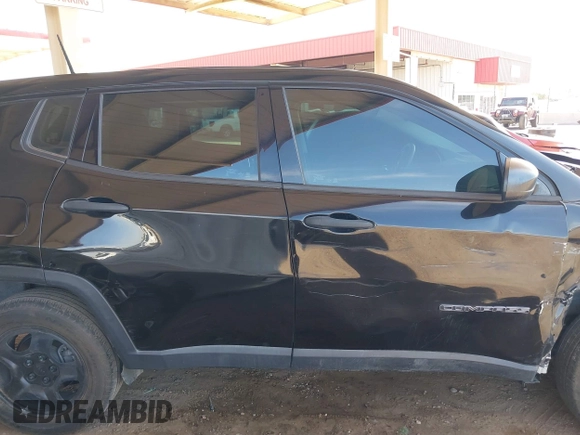 2018 Jeep Compass Sport с VIN 3C4NJCABXJT368260, выставлен на аукционе IAAI как лот 42507535 с пробегом 80 671 миль миль и . История ставок и продаж доступна на DreamBid. Изображение 13.