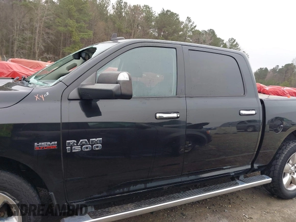 2016 Ram 1500 Lone Star with VIN 3C6RR6LT9GG293044, listed as a IAAI auction lot 41499732 with 141,094 mi miles. Bid and sale history available at carsss.com. Image 15.