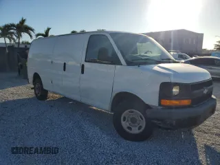 2013 Chevrolet Express Cargo Van with VIN 1GCWGGBA5D1104262, listed as a Copart auction lot 44511665 with 153,283 mi miles and Salvage Title. Bid and sale history available at carsss.com. Image 4.