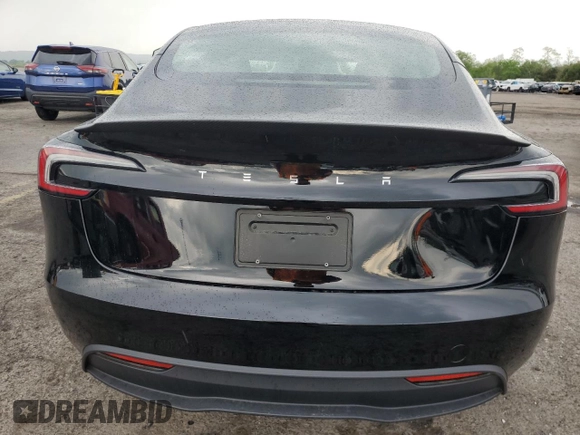 2024 Tesla Model 3 z VIN 5YJ3E1EA5RF860464, wystawiony jako Copart lot #55632695 z przebiegiem 5 221 mil mil oraz Szkoda całkowita • Salvage title. Historia ofert i sprzedaży dostępna na DreamBid. Obrazek 6.