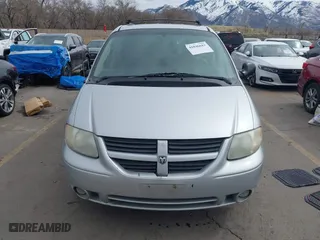 2006 Dodge Grand Caravan SXT with VIN 2D4GP44L26R664596, listed as a IAAI auction lot 41846643 with 235,554 mi miles. Bid and sale history available at carsss.com. Image 12.