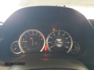 2010 Acura TSX z VIN JH4CU2F63AC011226, wystawiony jako Copart lot #59087635 z przebiegiem 130 874 mil mil oraz Szkoda całkowita • Salvage title. Historia ofert i sprzedaży dostępna na DreamBid. Obrazek 9.