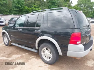 2002 Ford Explorer XLS z VIN 1FMZU62E12ZB98055, wystawiony jako IAAI lot #42107415 z przebiegiem 151 319 mil mil oraz . Historia ofert i sprzedaży dostępna na DreamBid. Obrazek 3.