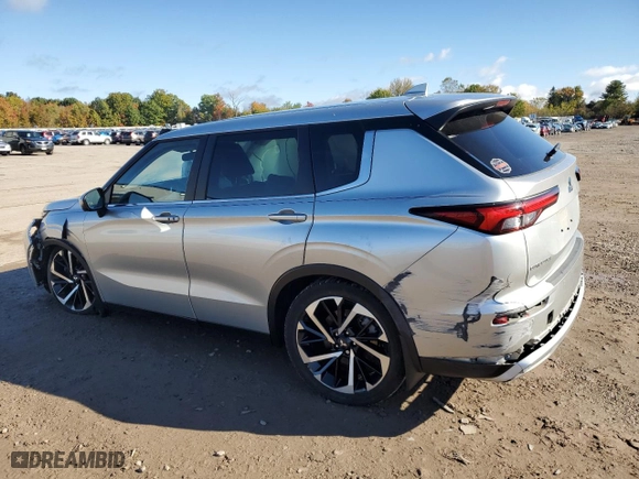 2023 Mitsubishi Outlander SE with VIN JA4J4UA8XPZ050554, listed as a Copart auction lot 76404004 with 50,723 mi miles and Salvage Title. Bid and sale history available at carsss.com. Image 2.