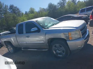 2011 Chevrolet Silverado 1500 LT with VIN 1GCRCSE04BZ229430, listed as a IAAI auction lot 41839292 with 182,777 mi miles and . Bid and sale history available at DreamBid. Image 13.