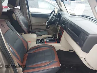 2006 Jeep Commander Limited with VIN 1J8HG58246C245031, listed as a IAAI auction lot 42364021 with 286,391 mi miles and . Bid and sale history available at DreamBid. Image 5.