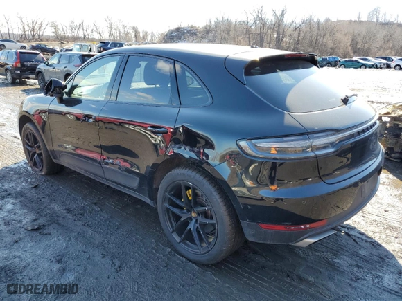 2021 Porsche Macan with VIN WP1AA2A51MLB10341, listed as a Copart auction lot 44788915 with 31,947 mi miles and Salvage Title. Bid and sale history available at carsss.com. Image 2.