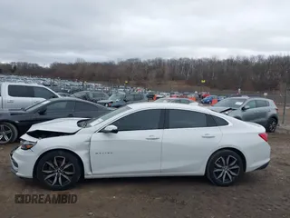 2018 Chevrolet Malibu LT z VIN 1G1ZD5ST4JF284966, wystawiony jako IAAI lot #41503355 z przebiegiem 99 181 mil mil oraz . Historia ofert i sprzedaży dostępna na DreamBid. Obrazek 14.