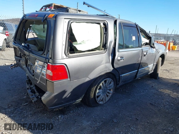 2012 Lincoln Navigator z VIN 5LMJJ2J50CEL05330, wystawiony jako IAAI lot #41243003 z przebiegiem Nie podano mil oraz . Historia ofert i sprzedaży dostępna na DreamBid. Obrazek 4.