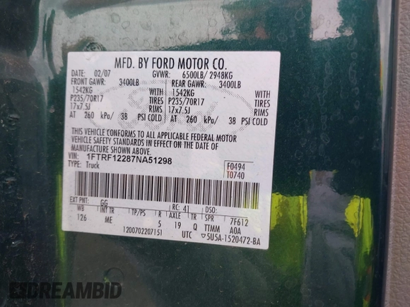 2007 Ford F-150 XL with VIN 1FTRF12287NA51298, listed as a IAAI auction lot 42100081 with 174,989 mi miles. Bid and sale history available at carsss.com. Image 9.