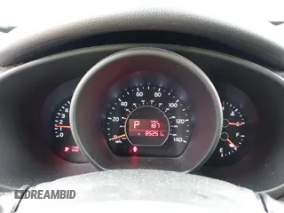 2015 Kia Soul with VIN KNDJN2A20F7801786, listed as a IAAI auction lot 41934766 with 85,251 mi miles. Bid and sale history available at carsss.com. Image 7.