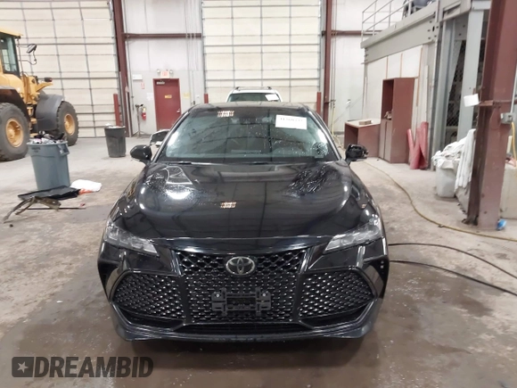 2019 Toyota Avalon XLE with VIN 4T1BZ1FB6KU014330, listed as a IAAI auction lot 41360733 with 67,499 mi miles and . Bid and sale history available at DreamBid. Image 12.