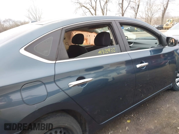 2016 Nissan Sentra S with VIN 3N1AB7AP7GY232147, listed as a IAAI auction lot 41720472 with 169,634 mi miles. Bid and sale history available at carsss.com. Image 13.