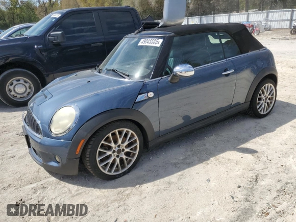 2010 MINI Convertible S z VIN WMWMS3C55ATY09138, wystawiony jako Copart lot #49045585 z przebiegiem 74 728 mil mil oraz Szkoda całkowita • Salvage title. Historia ofert i sprzedaży dostępna na DreamBid. Obrazek 1.