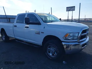 2013 Ram 2500 Tradesman z VIN 3C6TR5HT9DG575642, wystawiony jako IAAI lot #41557823 z przebiegiem 223 859 mil mil oraz . Historia ofert i sprzedaży dostępna na DreamBid. Obrazek 13.