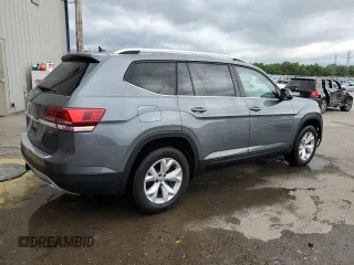 2019 Volkswagen Atlas SE with VIN 1V2DR2CA2KC537413, listed as a Copart auction lot 55360555 with 81,797 mi miles and Salvage title. Bid and sale history available at DreamBid. Image 3.