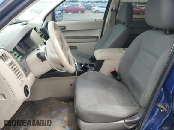2008 Ford Escape XLS z VIN 1FMCU02Z98KB14085, wystawiony jako Copart lot #58335845 z przebiegiem 191 313 mil mil oraz Szkoda całkowita • Salvage title. Historia ofert i sprzedaży dostępna na DreamBid. Obrazek 7.