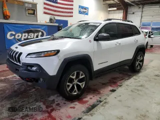 2016 Jeep Cherokee Trailhawk with VIN 1C4PJMBB3GW146241, listed as a Copart auction lot 81705684 with 128,873 mi miles and Salvage Title. Bid and sale history available at carsss.com. Image 1.