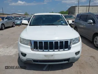 2011 Jeep Grand Cherokee 70th Anniversary with VIN 1J4RR4GG4BC562003, listed as a IAAI auction lot 42022419 with 231,786 mi miles. Bid and sale history available at carsss.com. Image 12.