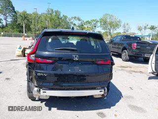 2024 Honda CR-V LX with VIN 2HKRS3H2XRH332343, listed as a IAAI auction lot 41793406 with 8,480 mi miles and . Bid and sale history available at carsss.com. Image 16.