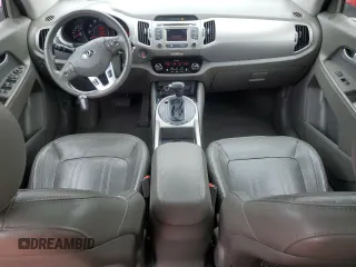 2013 Kia Sportage EX z VIN KNDPC3A26D7491842, wystawiony jako Copart lot #60292075 z przebiegiem 142 484 mil mil oraz Czysty tytuł • Clean title. Historia ofert i sprzedaży dostępna na DreamBid. Obrazek 8.
