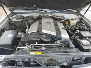 2002 Toyota Land Cruiser with VIN JTEHT05J822030071, listed as a Copart auction lot 73192604 with 236,221 mi miles and Clean Title. Bid and sale history available at carsss.com. Image 12.