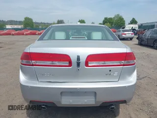 2012 Lincoln MKZ with VIN 3LNHL2GC3CR801477, listed as a IAAI auction lot 42127292 with 43,237 mi miles and . Bid and sale history available at DreamBid. Image 15.