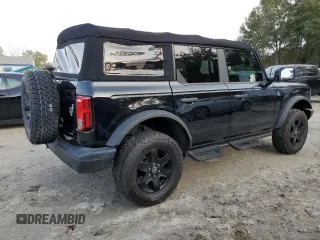 2022 Ford Bronco with VIN 1FMDE5BH0NLB86904, listed as a Copart auction lot 42948115 with 38,438 mi miles and Non Repairable. Bid and sale history available at DreamBid. Image 3.