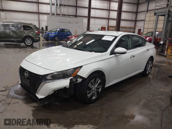 2023 Nissan Altima S with VIN 1N4BL4BV0PN366544, listed as a IAAI auction lot 42168319 with 5,182 mi miles and . Bid and sale history available at carsss.com. Image 2.