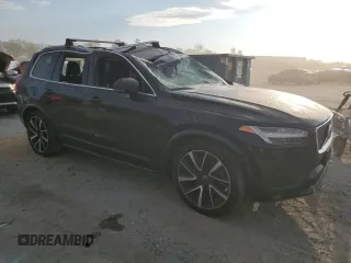 2020 Volvo XC90 Momentum with VIN YV4A221K2L1575092, listed as a Copart auction lot 76406664 with 44,099 mi miles and Salvage Title. Bid and sale history available at DreamBid. Image 4.