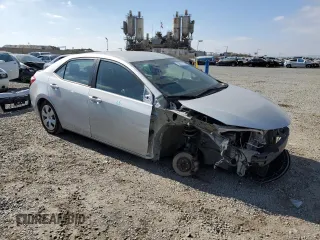 2016 Toyota Corolla L with VIN 2T1BURHE3GC621878, listed as a Copart auction lot 66572135 with 136,993 mi miles and Salvage title. Bid and sale history available at DreamBid. Image 4.