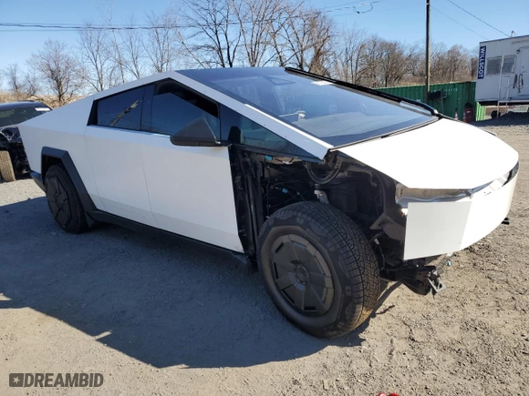 2024 Tesla Cybertruck Cyberbeast with VIN 7G2CEHEE8RA037002, listed as a Copart auction lot 51112195 with 7,477 mi miles and Salvage Title. Bid and sale history available at carsss.com. Image 4.